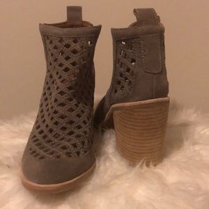 New Jeffery Campbell Booties Taupe Kemet-3c